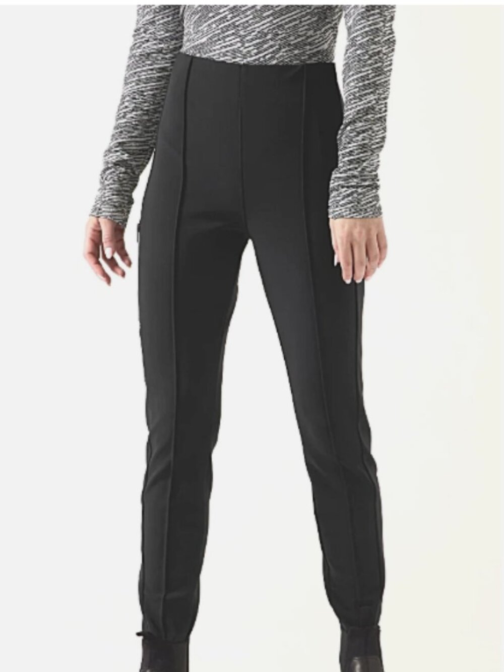 Athleta Women's Glacier Snow Skinny Pant II size 10 color Black